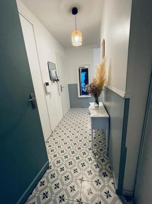 Cosy Proche Bordeaux Apartment *